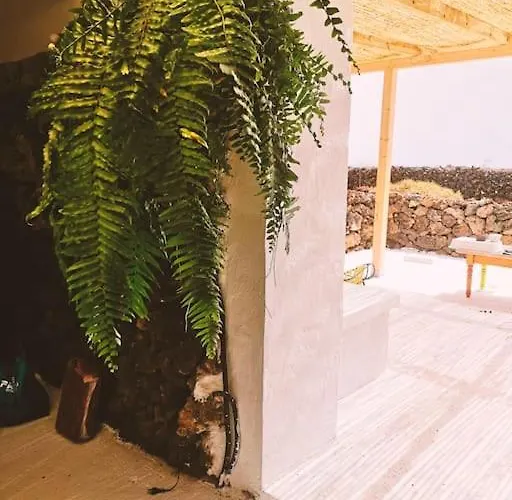 Estudio Con Bano Privado شقة *